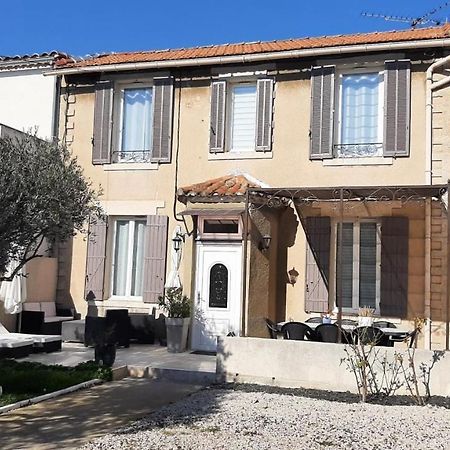 Maison Maloya 2 Chambres Avec Jardin Cavaillon Eksteriør billede