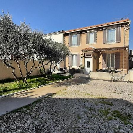 Maison Maloya 2 Chambres Avec Jardin Cavaillon Eksteriør billede