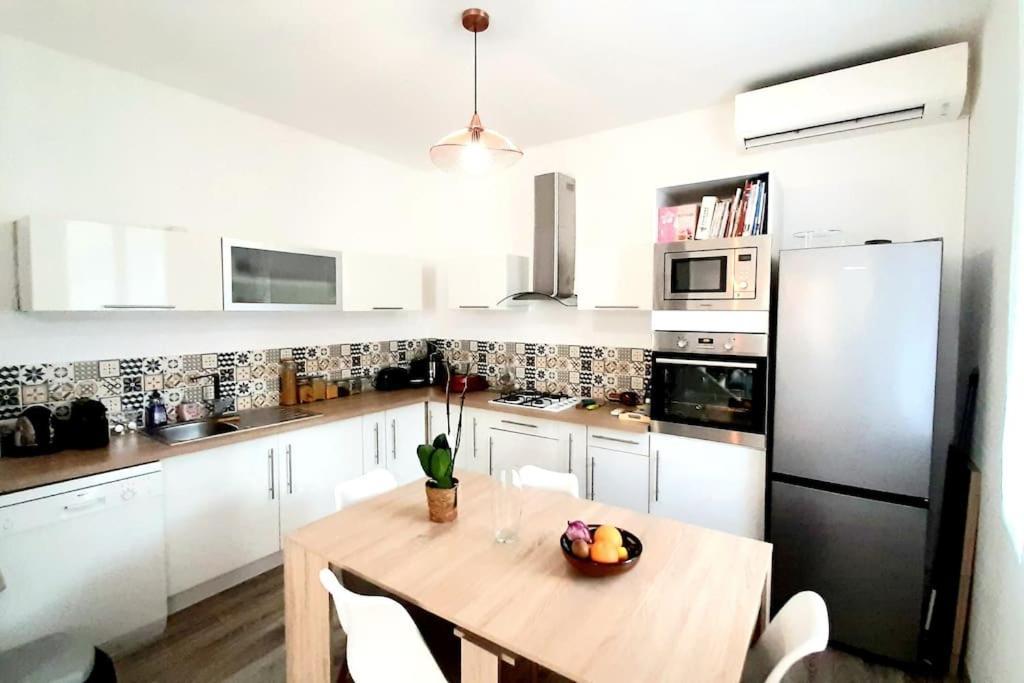 Maison Maloya 2 Chambres Avec Jardin Cavaillon Eksteriør billede