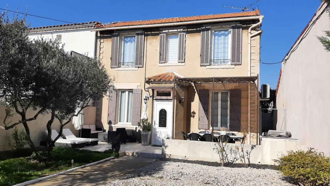 Maison Maloya 2 Chambres Avec Jardin Cavaillon Eksteriør billede